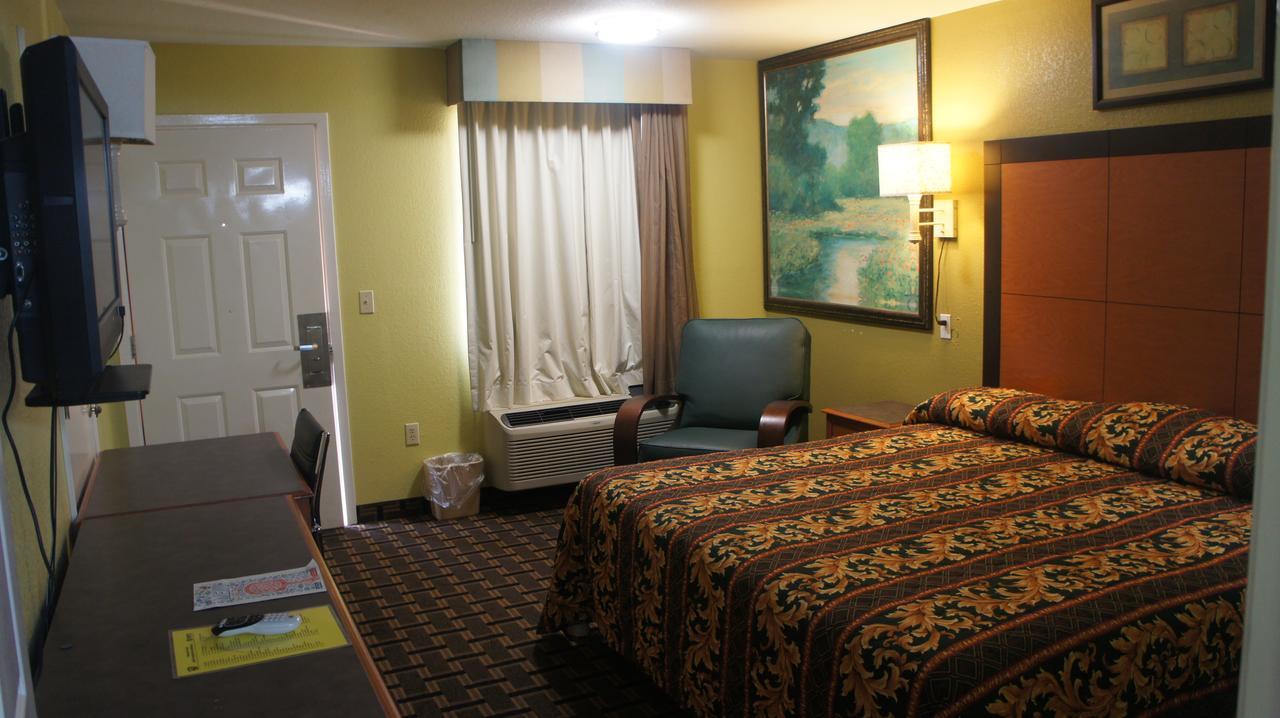 Regency Inn 泰勒 外观 照片